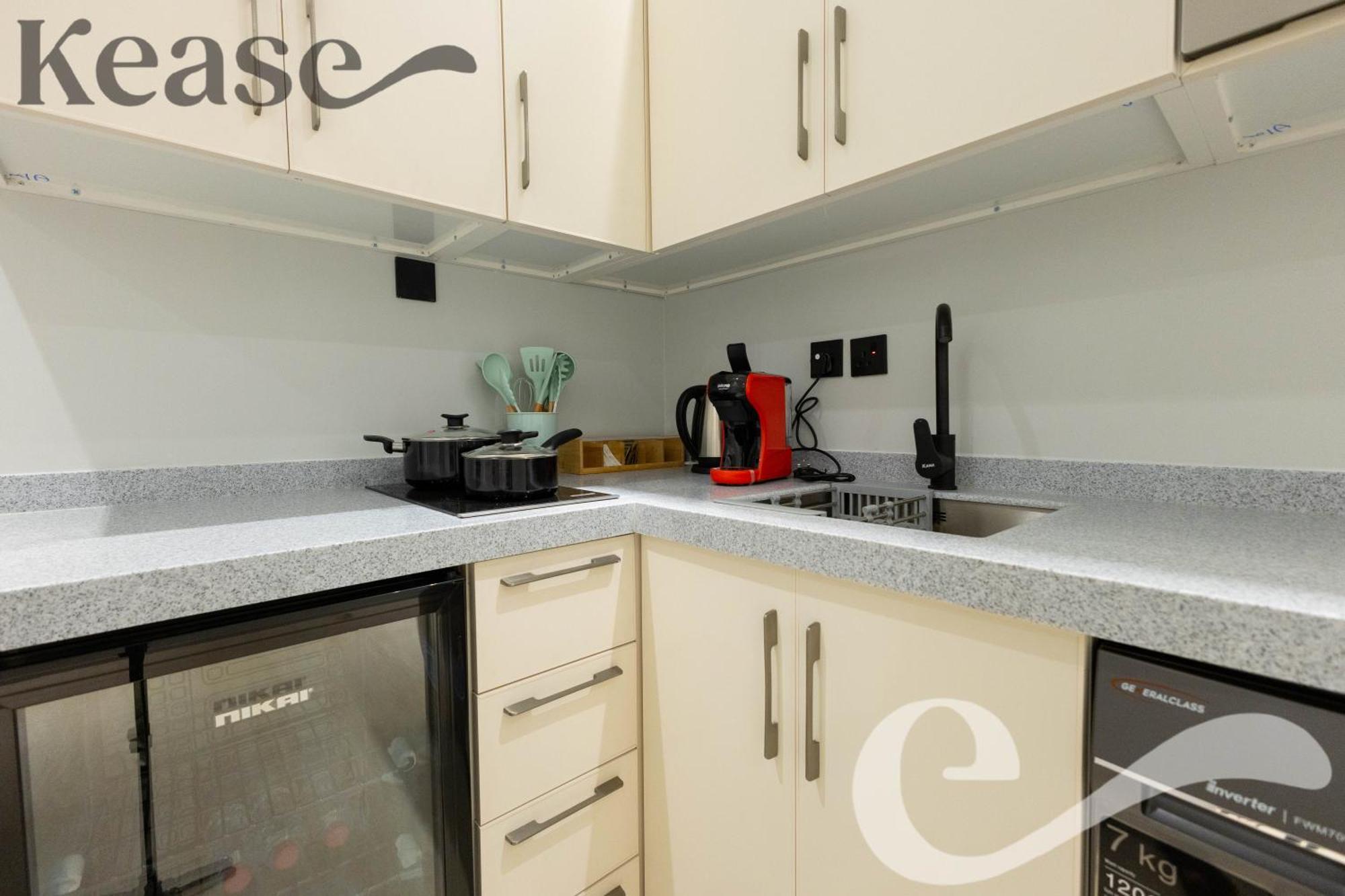 Kease Nada C-7 Royal Touch Gz82 Apartment *